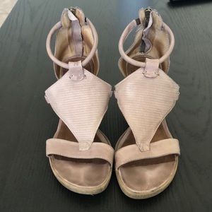 Miz Mooz mauve leather wedge.